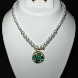 Pearl & Emerald Grace Set / Verdant Pearl Elegance Necklace/VNSJwellery Set